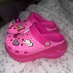 Barbie Crocs classic mega crush clog
